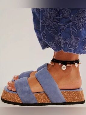 Free People Fairmont Platform Sandals in a vibrant blue, new no box, sz 7